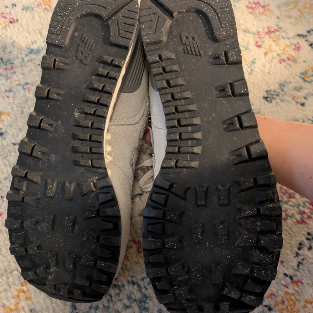 New Balance Gray and White Women's Sneakers - Picture 5 of 5